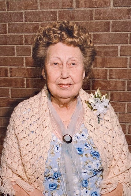 Obituary of Gloria Lee Hennies