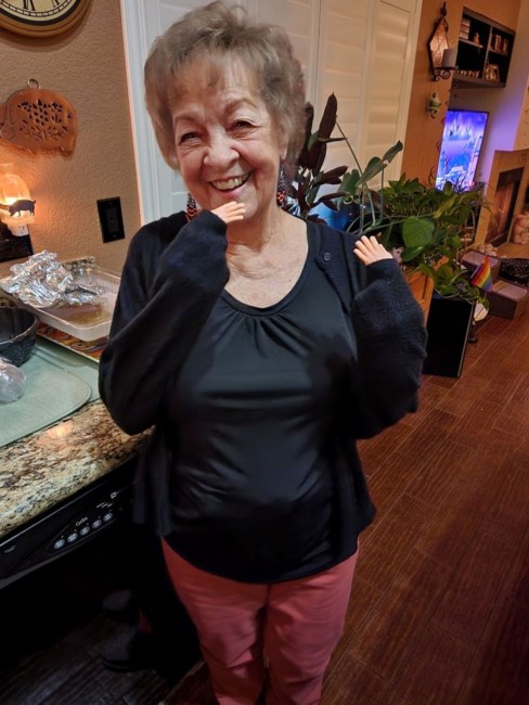 Obituary of Madelon Sullivan Smith