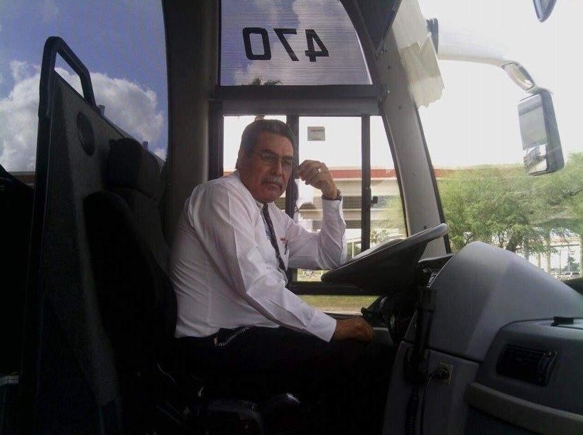 Obituario de Felipe V Valadez