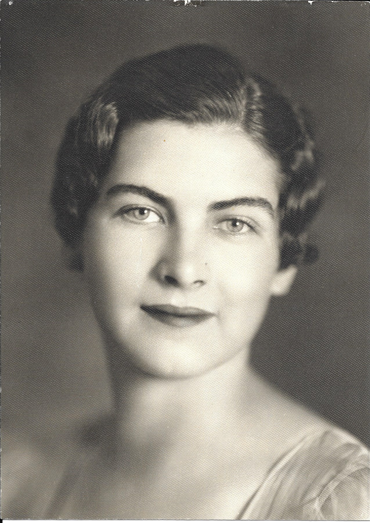 Obituary of Virginia "Jinny" Knowles Shields