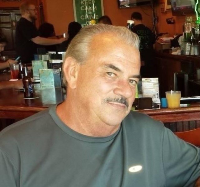 Obituario de Wayne Frank Lowe