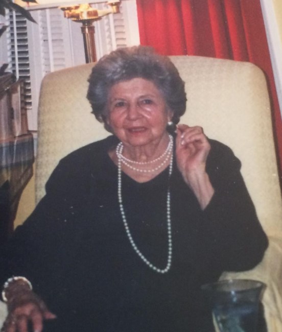 Obituary of Evelyn J Lesch