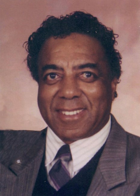 Obituario de Clarence Edward Riley