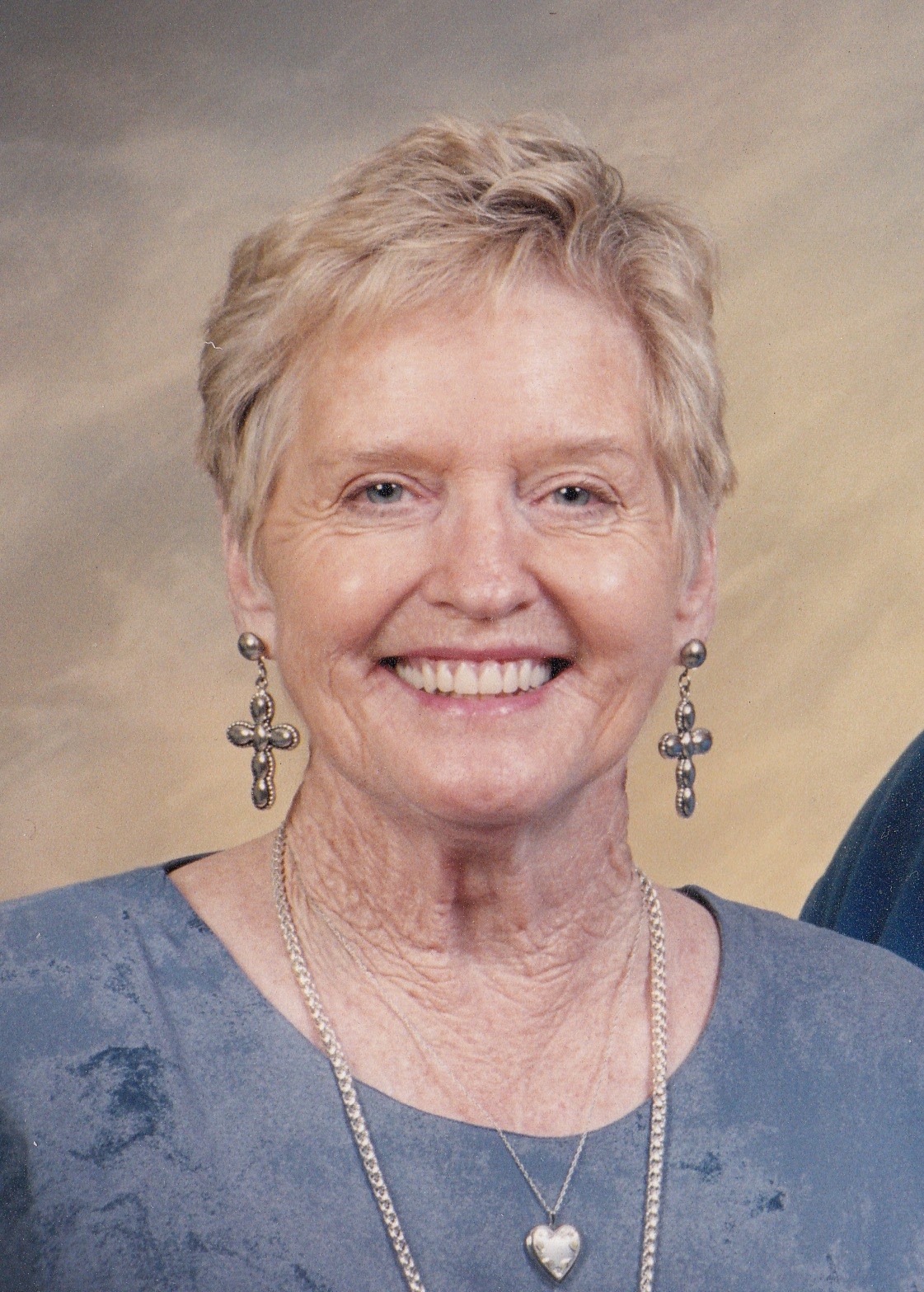 Obituary of Doris Louise Clifton Reynolds