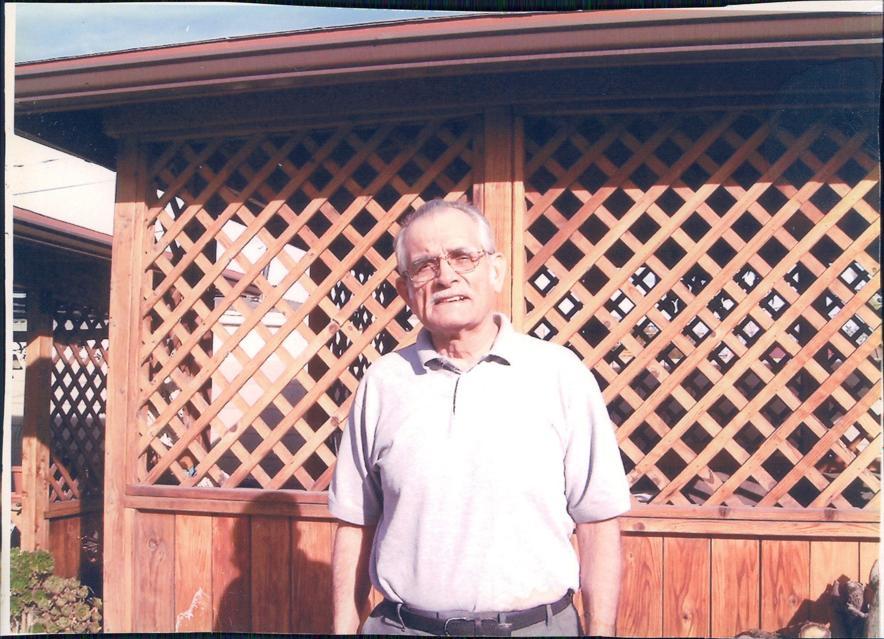 Obituary of Valario Ruiz Lopez