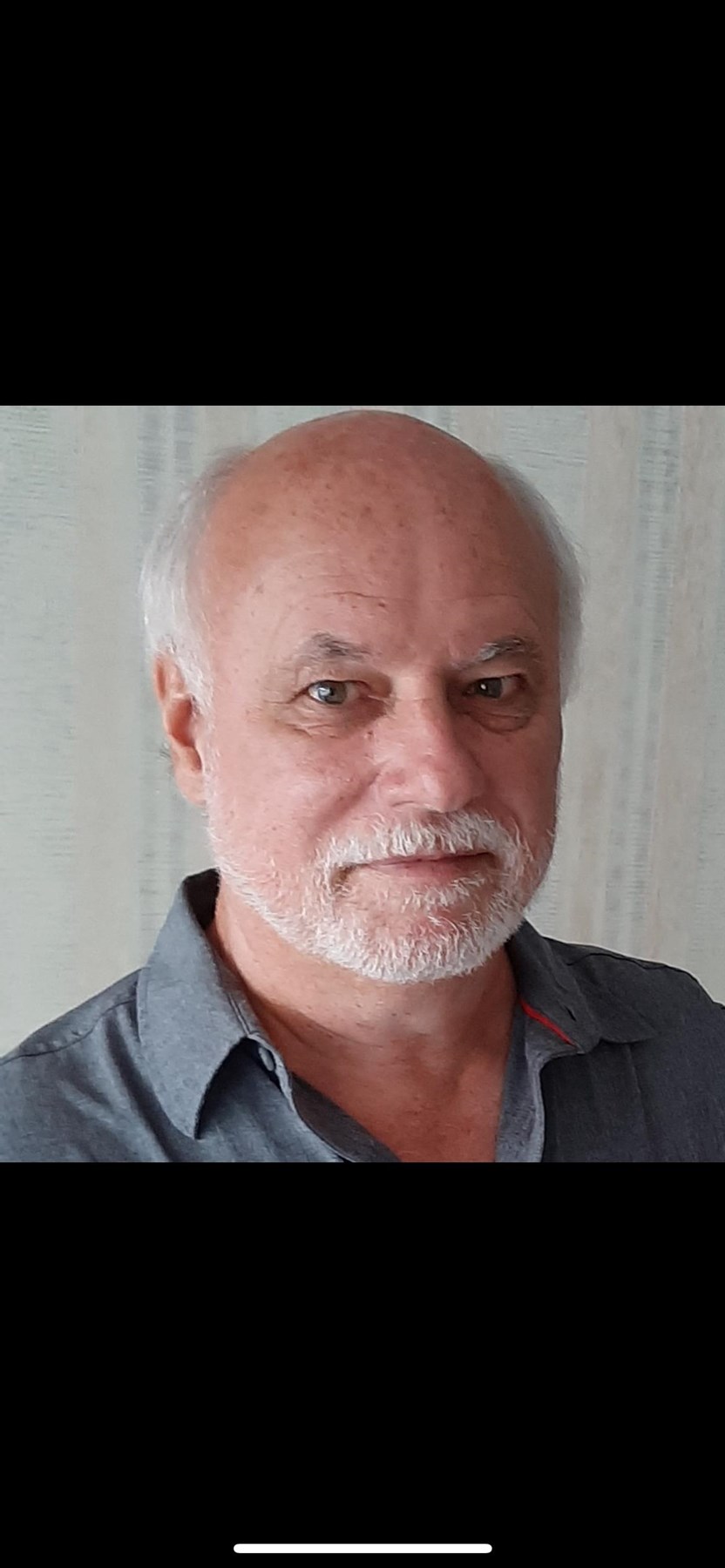 Obituario de Georges LaFrenière