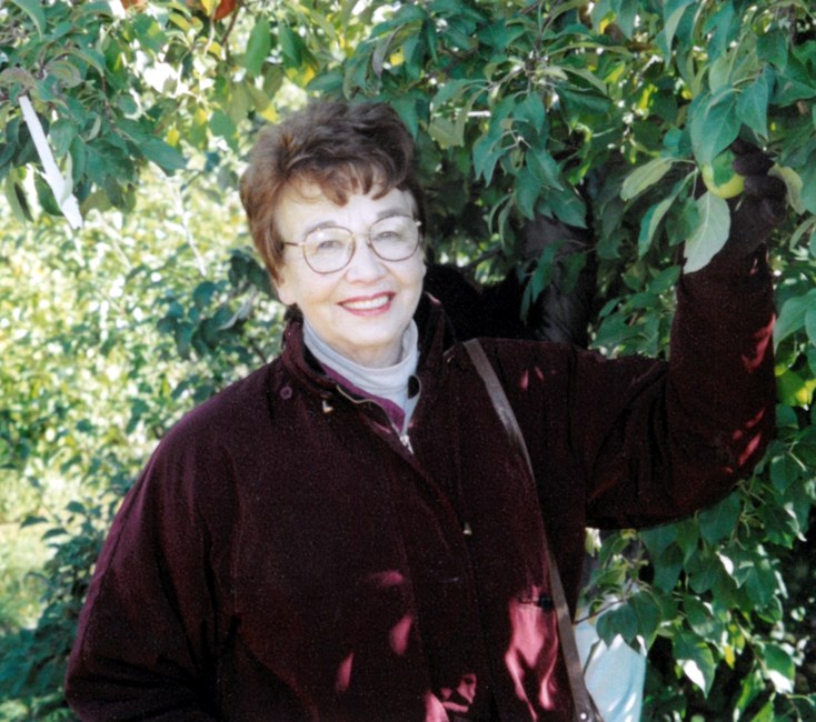 Obituary of Elaine Mary Christianson