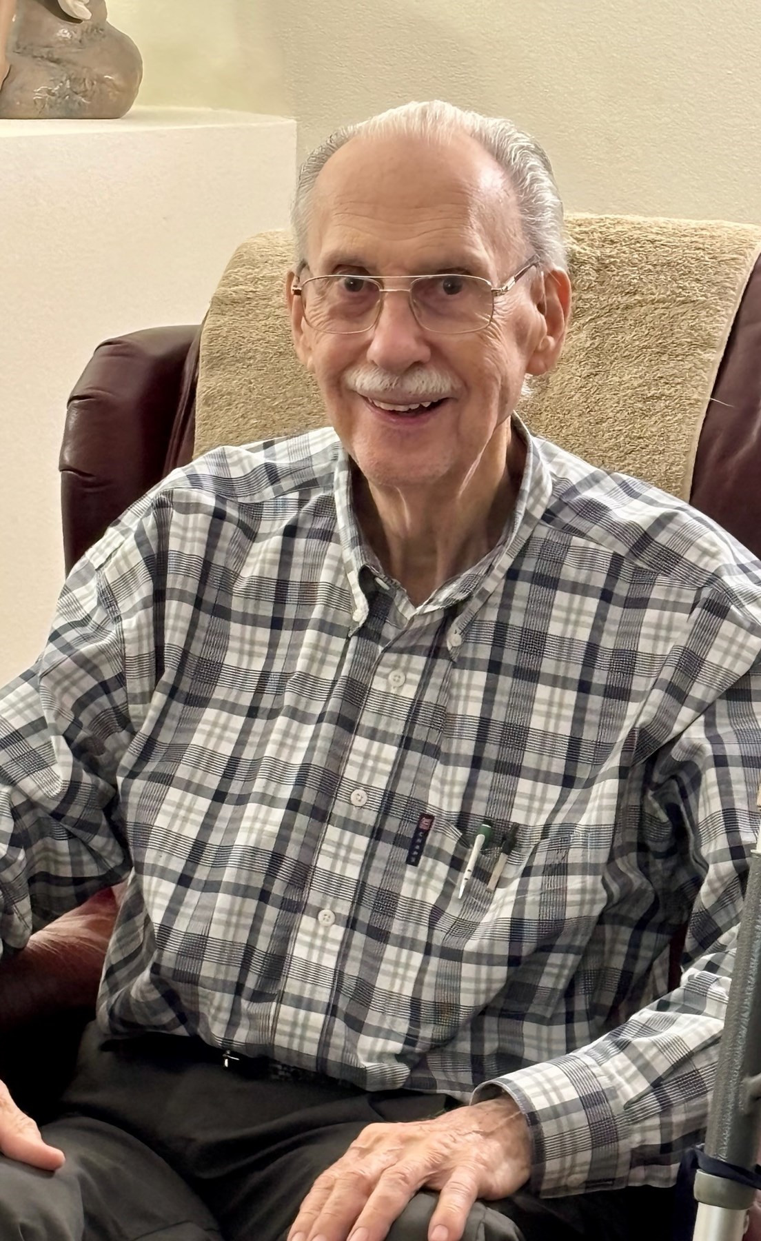 Obituario de Douglas William Biggs