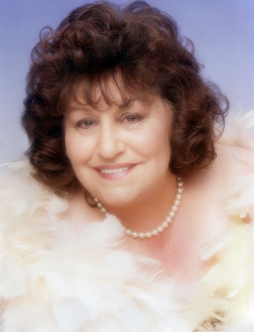 Avis de décès de Sheila Violet Holliday