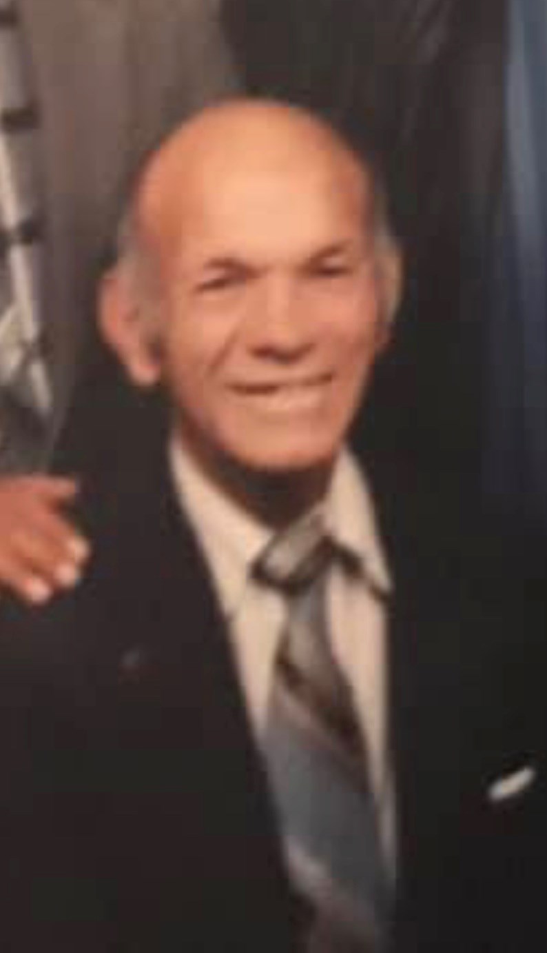 Obituary of Daniel Islas