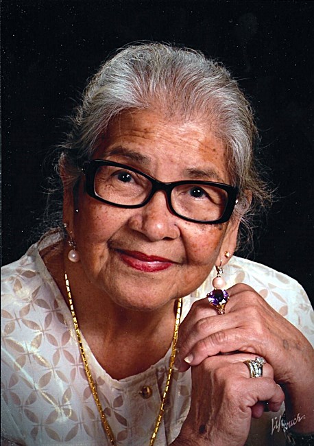 Obituary of Mercedes Robles Alejandro