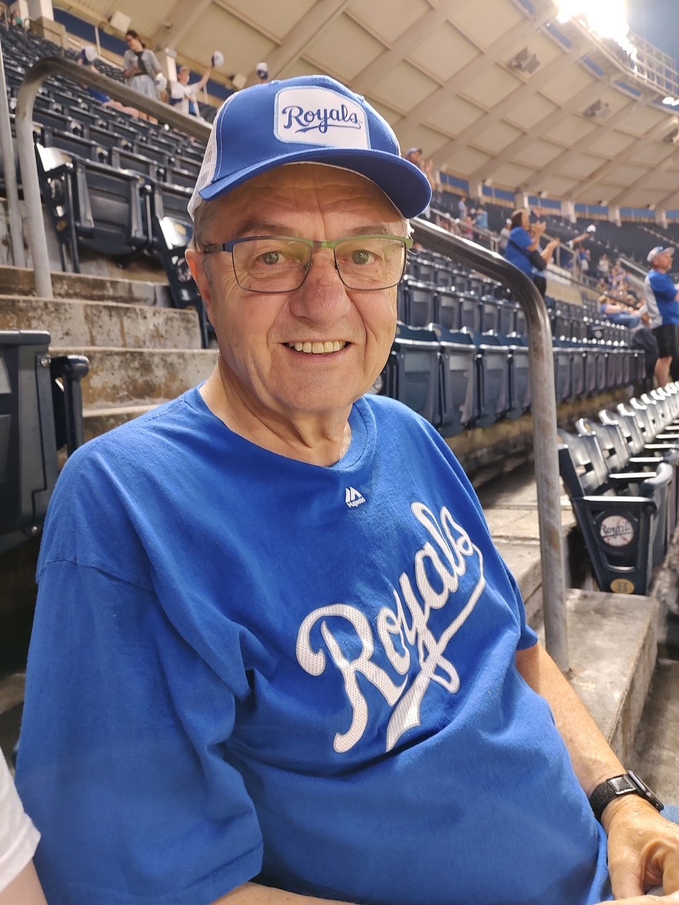 Obituary of Larry Hixson