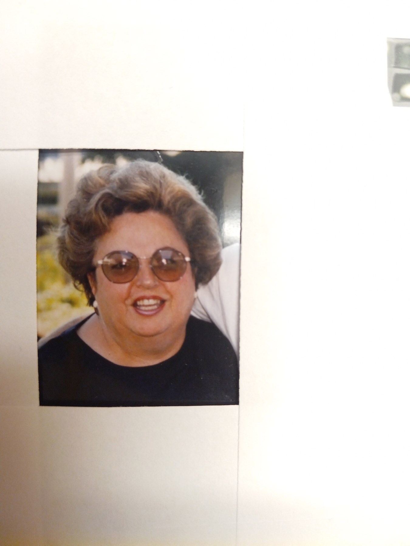 Obituary of Glory Linda Viadella