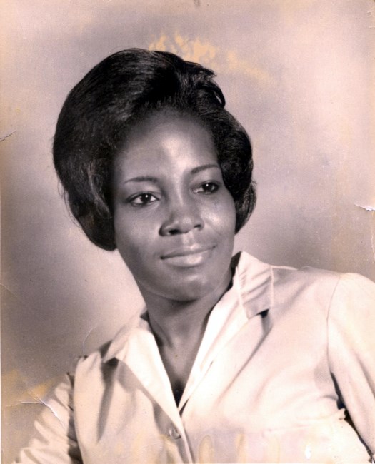 Obituary of Evelyn Geniece Smith