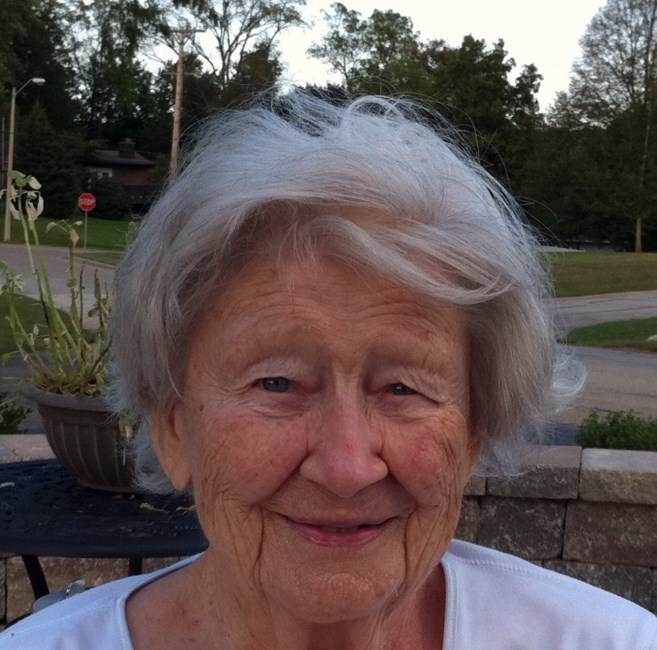 Obituary of Dorothy R. Trapp