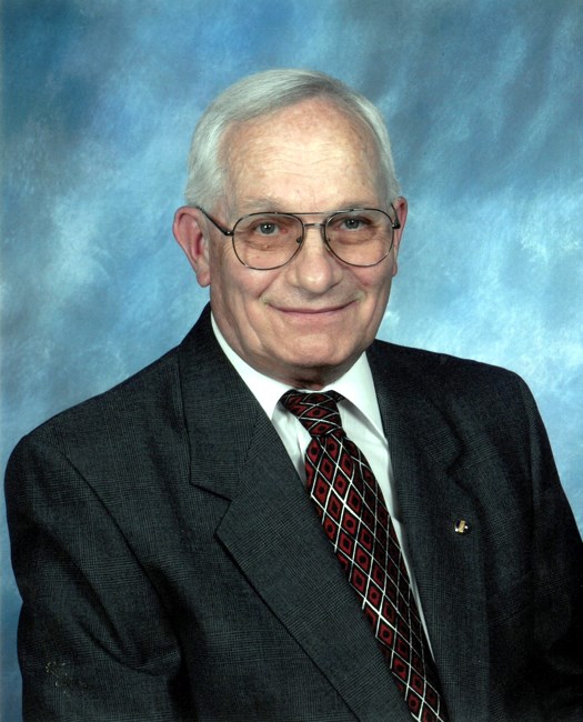 Obituario de Eugene H Mokrzycki