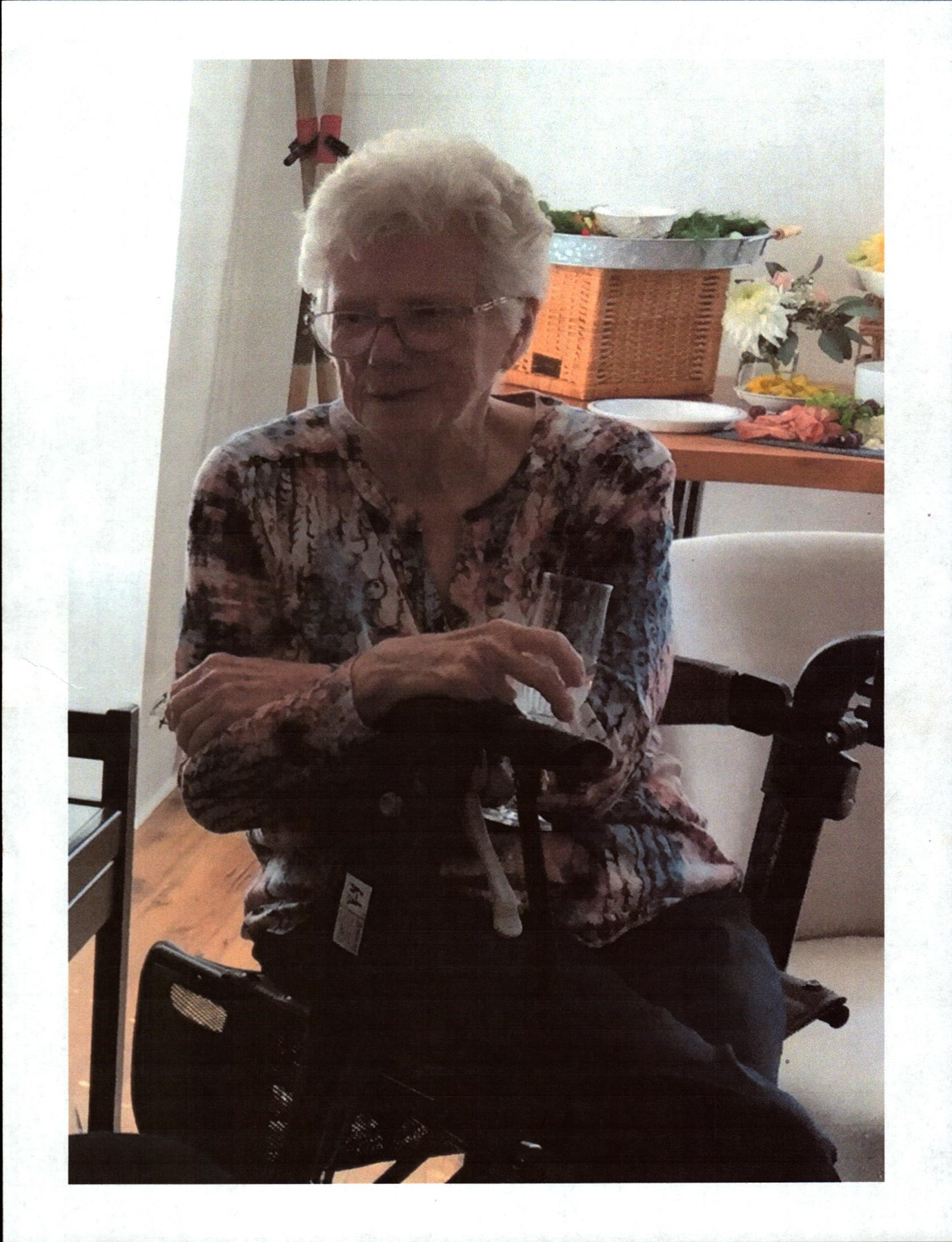 Obituary of Laura Evelyn Ogibowski