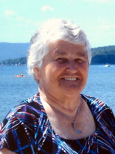 Obituary of Jacqueline Andrews