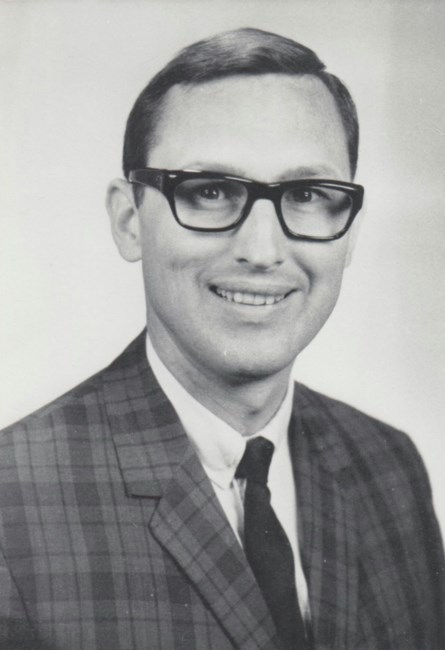 Obituary of Pastor Kenneth Harry Thompson