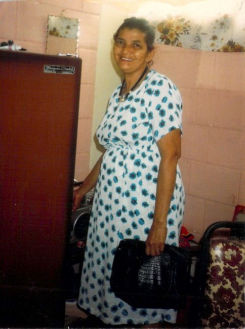 Obituary of Rosa Angelica Reyes