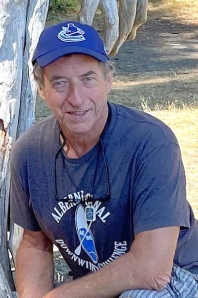 Obituario de John Maxwell Douglas