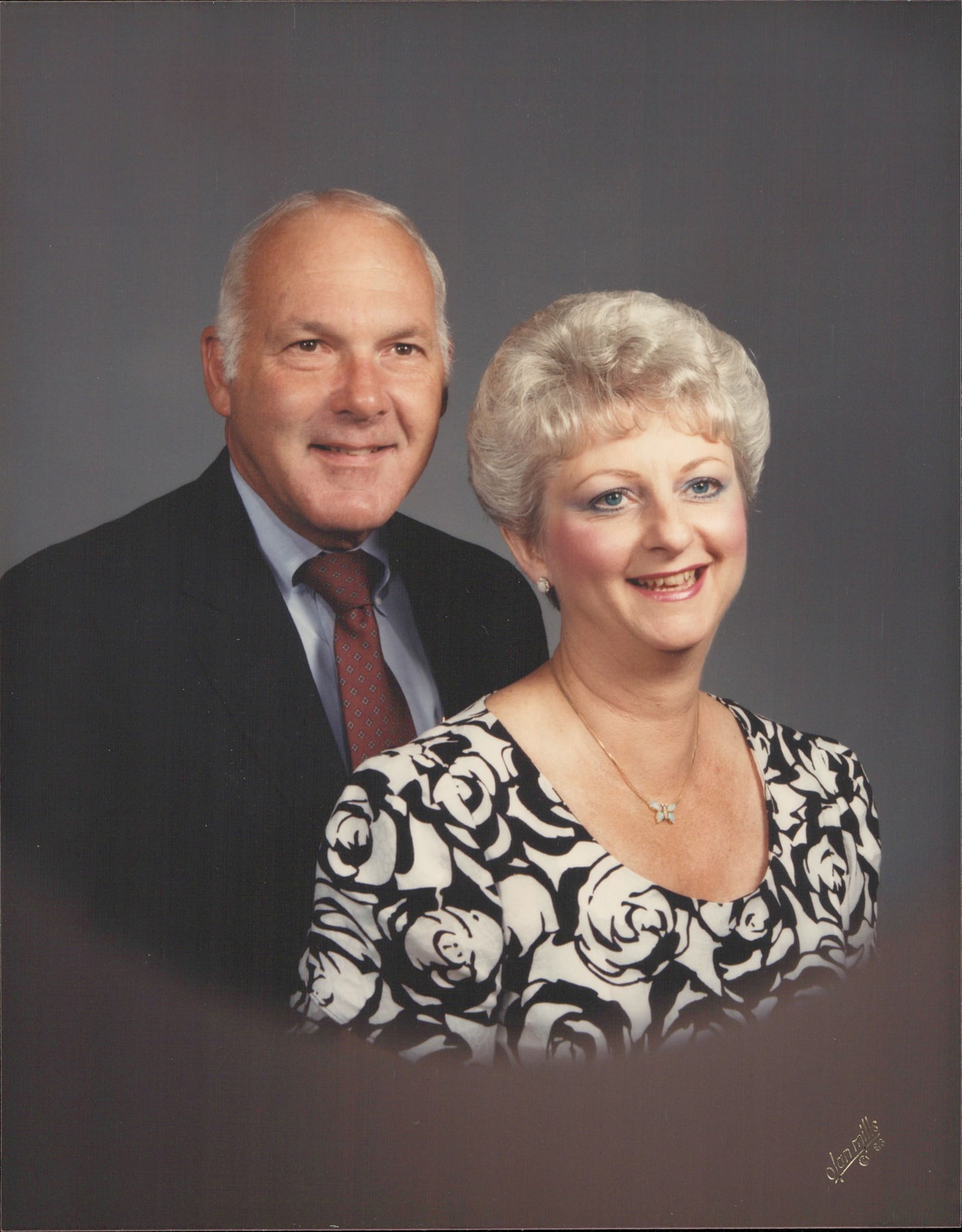 Avis de décès de David E. Lewis