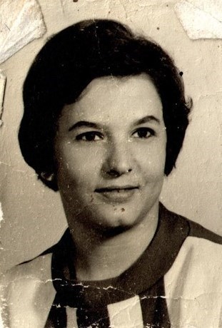 Obituary of Ursula Johanna Lewis