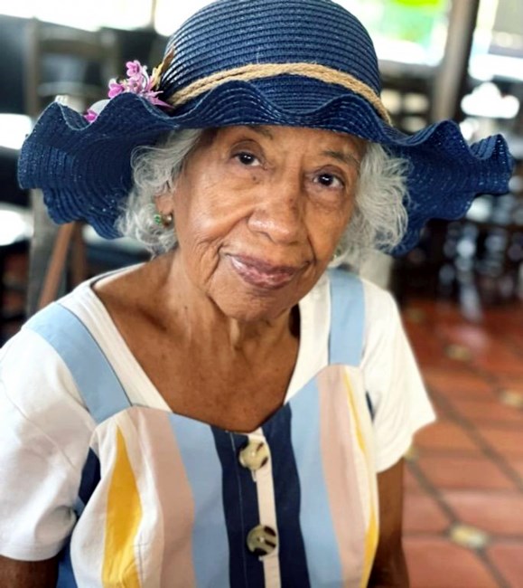 Obituary of Esther Navarro Sanchez