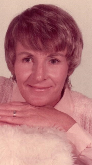 Obituary of Evelyn Olsovsky