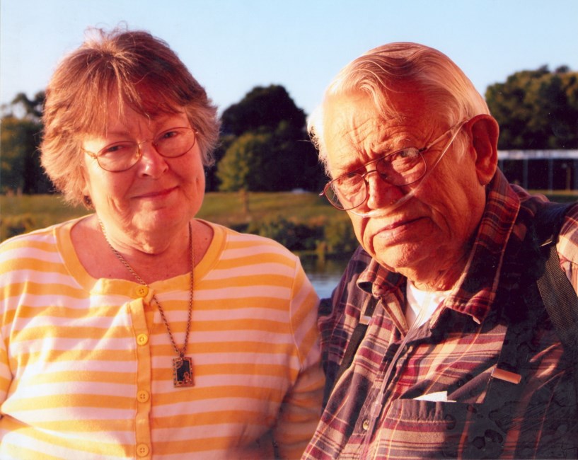 Obituary of Lester V. Thompson