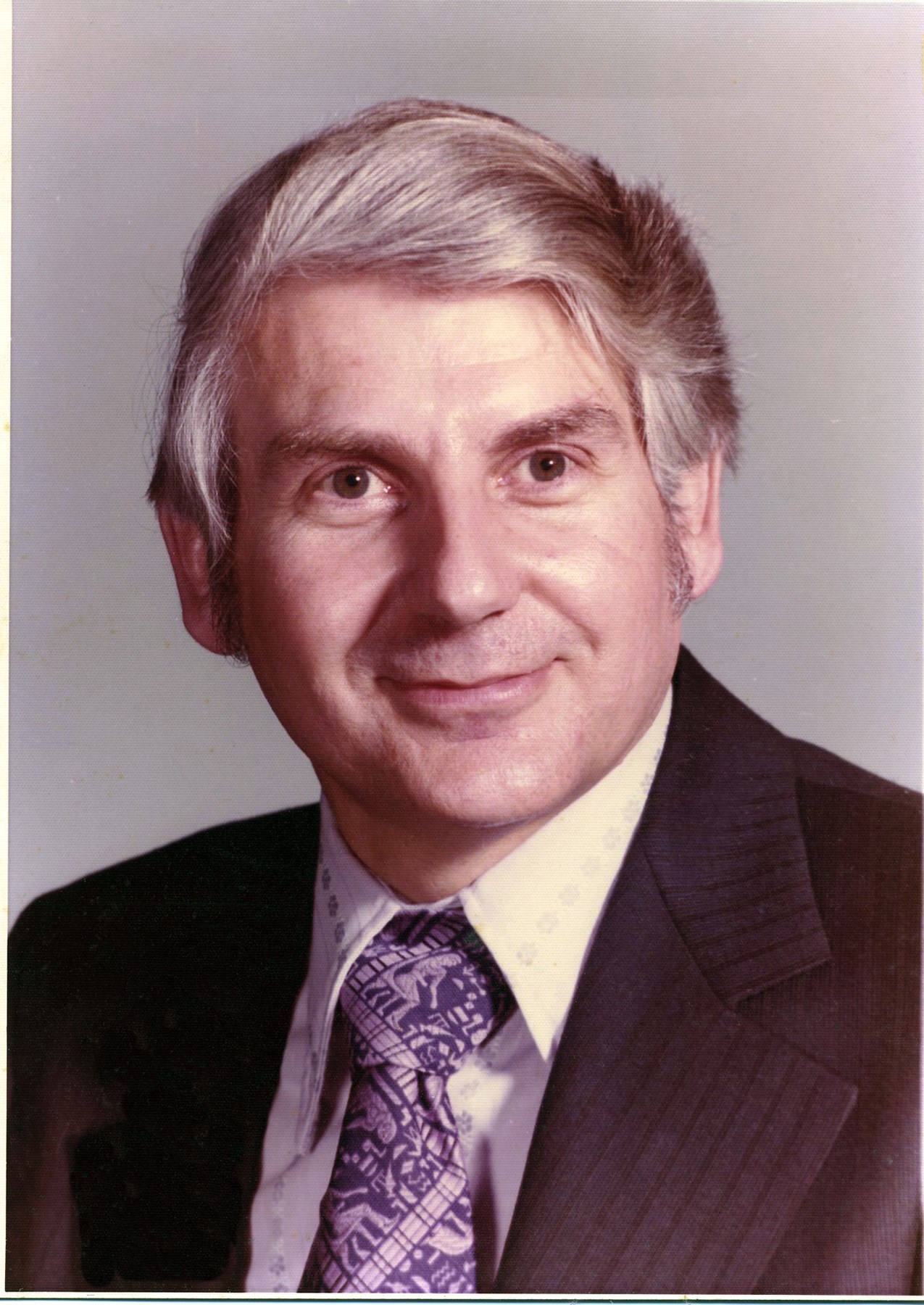 Obituary of Floyd E Myers