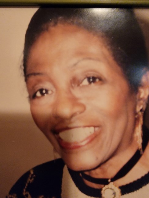Obituary of Peggy Laverne Thomas