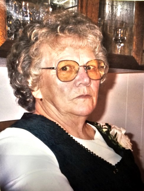 Obituary of Mary Elizabeth Hull