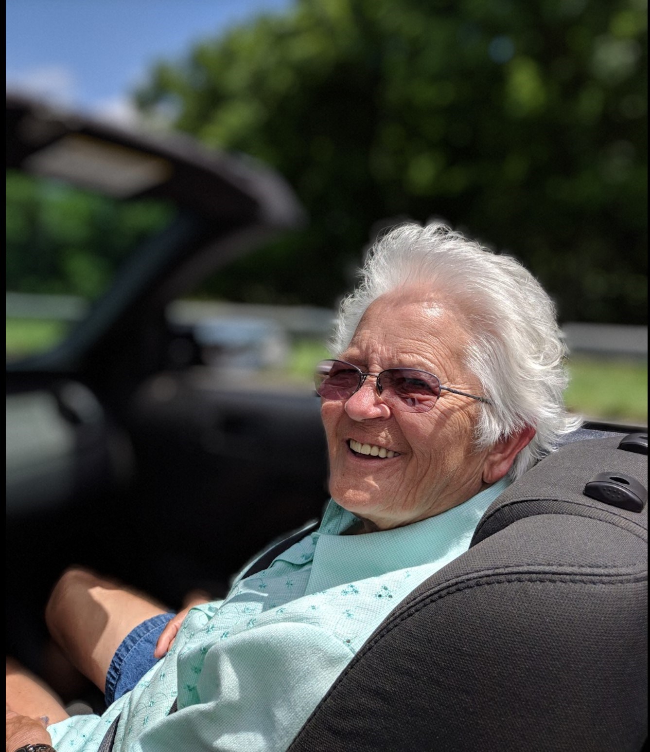 Obituary of Betty Lorie Short