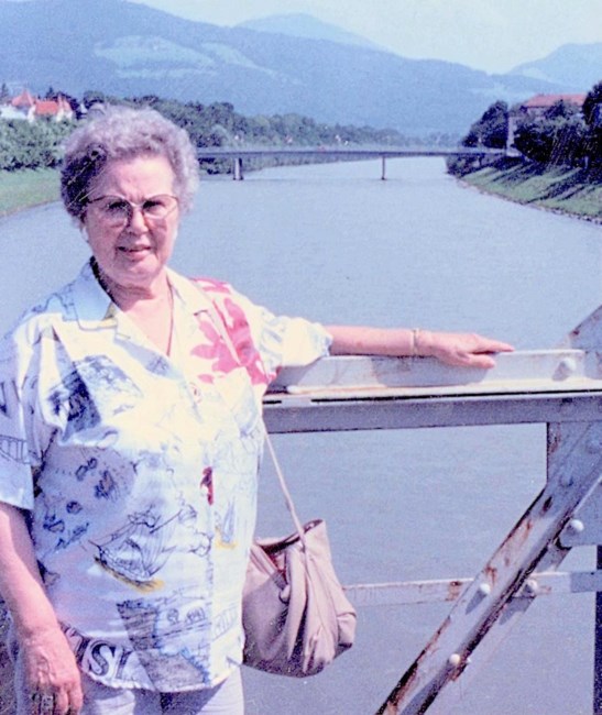 Avis de décès de Lillian Louise Hagan