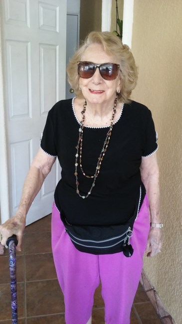 Obituary of Olga Marcela Falcon