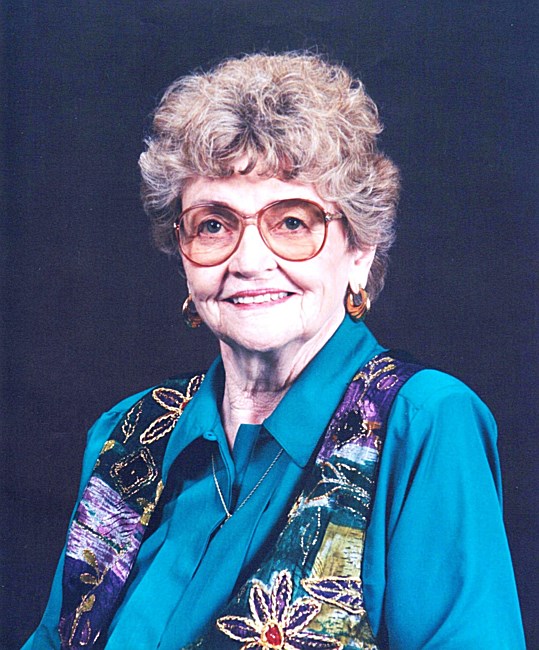 Obituary of Lois McRae Roberts