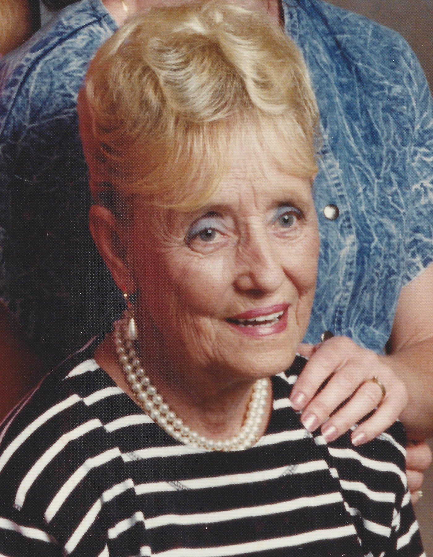 Obituary of Clara Louise Head