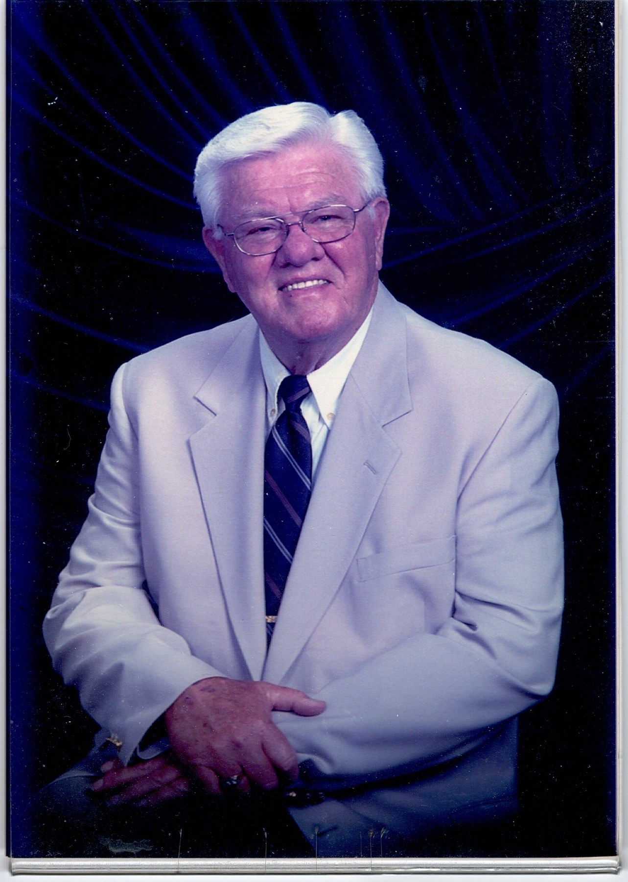 Obituary of Earl Preston Gilland