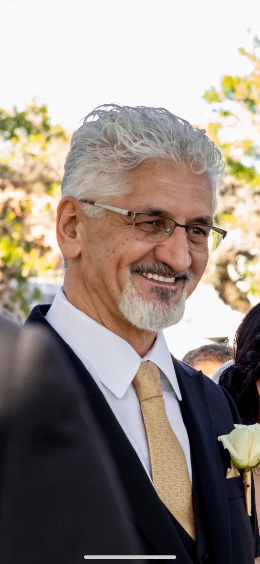 Obituario de Loros Yousefzadeh