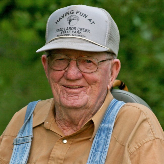 Obituary of Walter "Red" Haywood Alexander