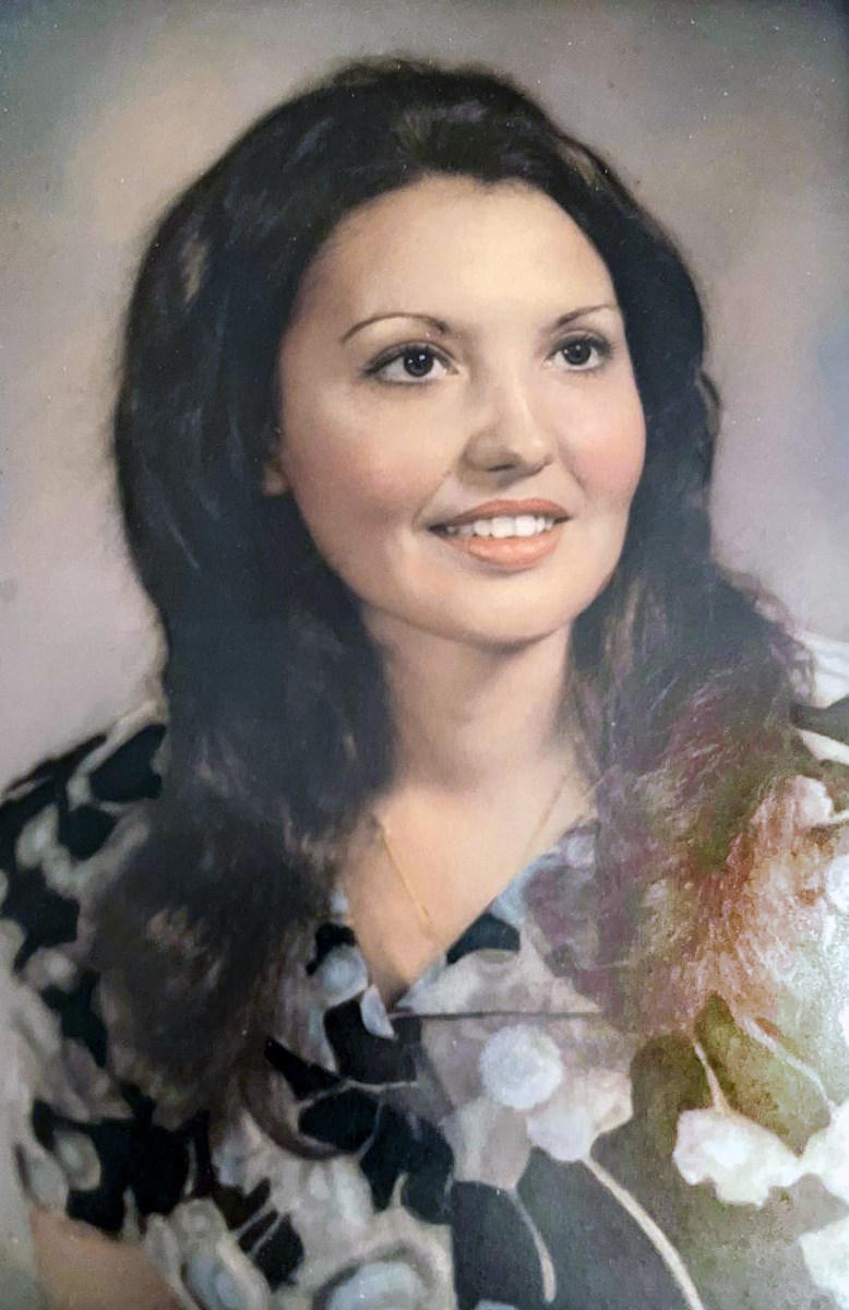 Obituary of Maria Dores Santos