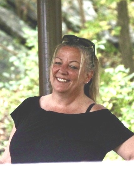 Obituary of Tracey DeCesare