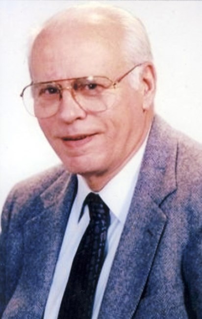 Obituario de John L. Barker