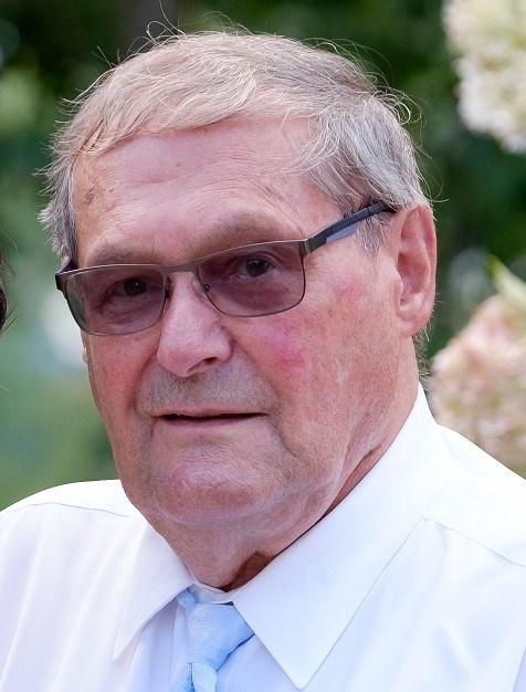 Avis de décès de André Charbonneau