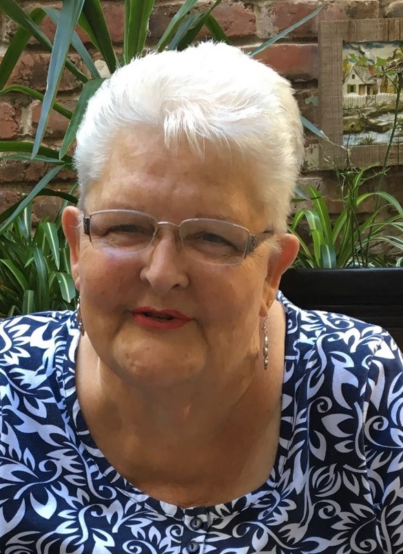 Obituary of Laura Savage