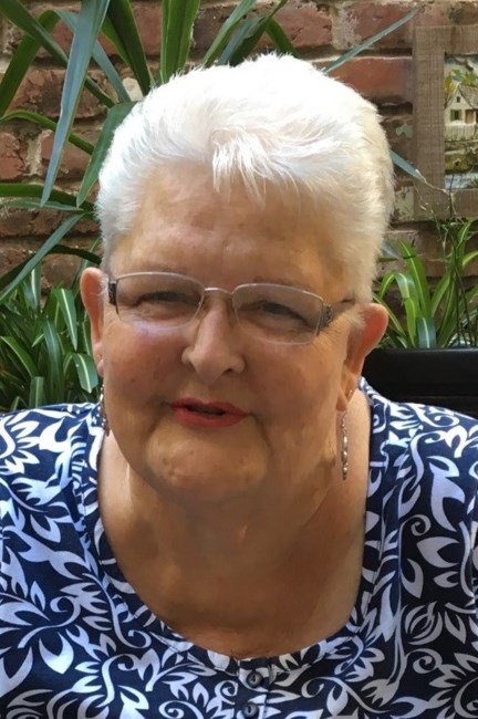 Obituary of Laura Savage