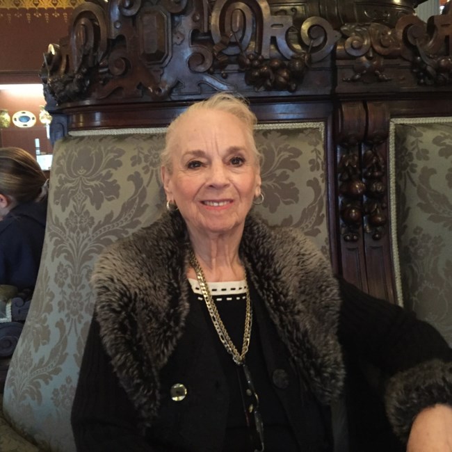 Obituary of Elia Elsa Hinojosa