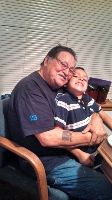 Avis de décès de George W. Knight Tsoodle