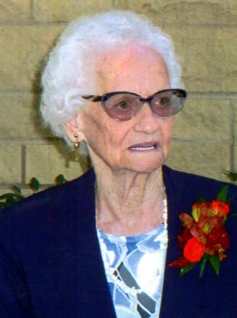 Obituary of Pauline Margaret Lawrence